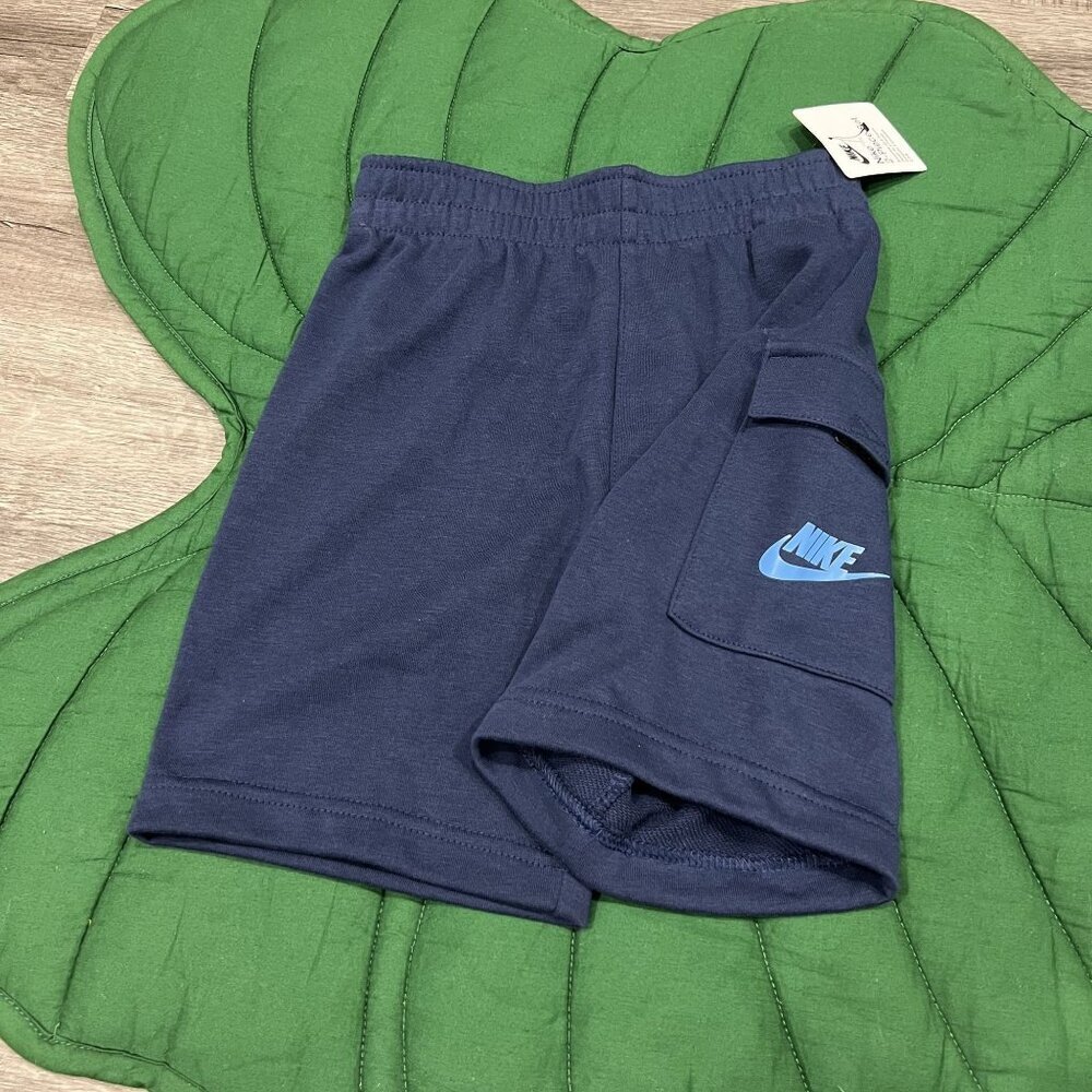 Nike Boys 6 Navy Soft Cargo Shorts
